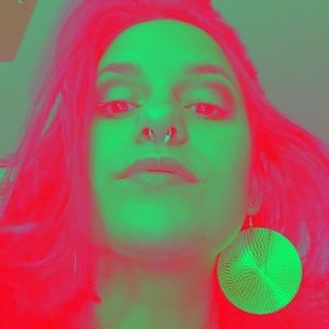 Meet your Posher, Hailey